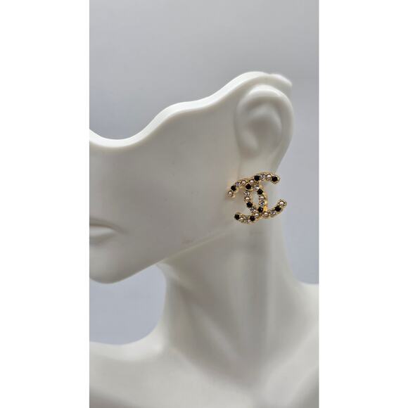 Chanel 2020 Faux Pearl Strass Interlocking CC Stud Earrings - Picture 11 of 11
